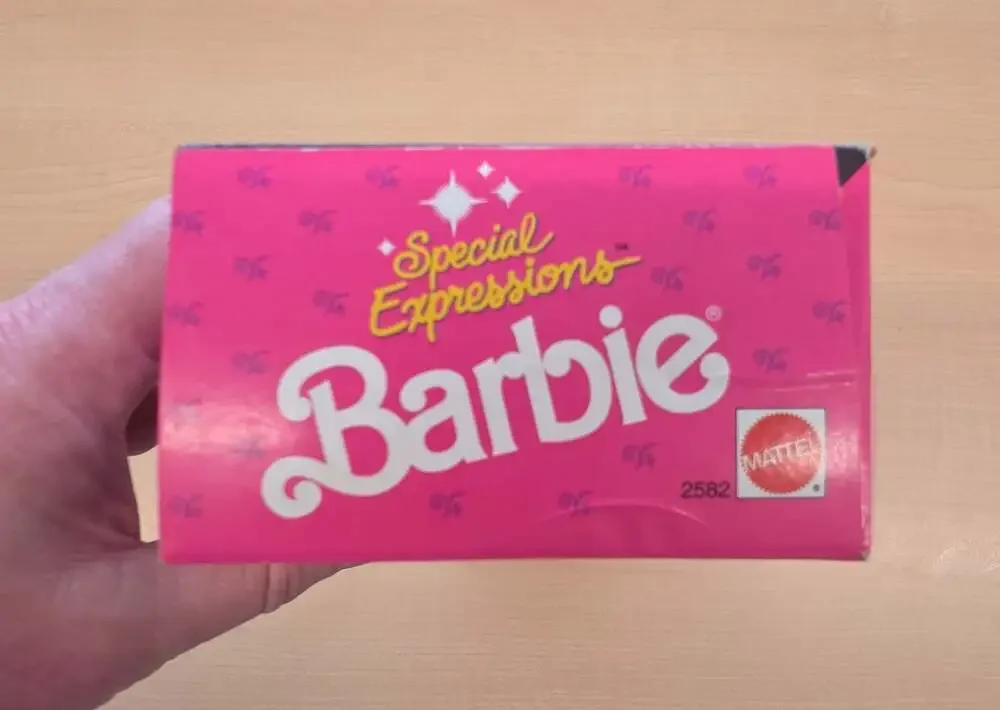 Mattel Special Expressions Barbie Doll Woolworth Special Edition #2582 1991
